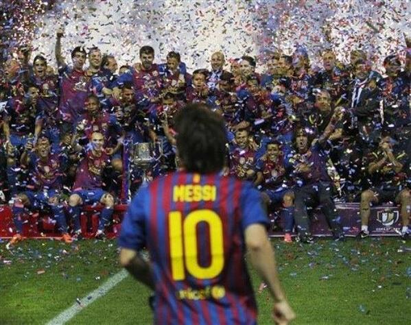 Barca19Mario's tweet photo. Por que Leo siempre ha sido el centro de atencion por lo que demuestra dia con dia en el campo #1MillónMD http://t.co/JUnEceSbAl
