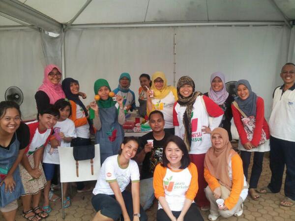 UIBerkebun's tweet photo. Halo, lagi di @Casa_Goya nih sama @jakartaberkebun @Bekasiberkebun , hari ini bakal panen dan masak2 lanjut makan2.. http://t.co/iuwuwGqj4W