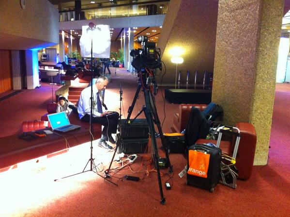 haveuherd's tweet photo. 25 hours live coverage and still going strong, Geneva Talks....@Skytwitius http://t.co/UzIcyk1Mfe
