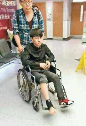 seh0n94's tweet photo. "@BADDASTLADY: :&amp;:&amp;t__t "@seh0n94: Get well son kyungsoo http://t.co/qt9cWyr5ZM""