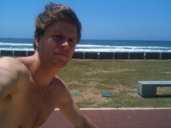 Awesome cycle and swim yesterday=diabolical sun burn today