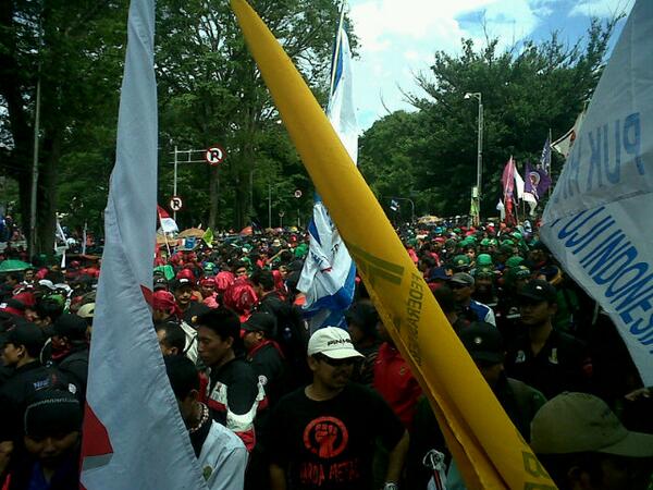 FSPMIFspmi's tweet photo. http://t.co/uIUtmeYizs