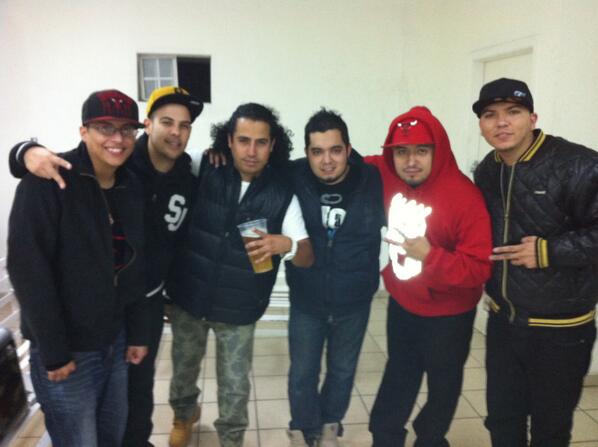 djmasae's tweet photo. Pues en buena compañía festejando mi cumpleaños http://t.co/JNLEPzOYxD