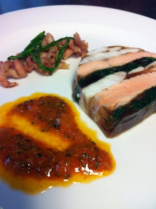 LeonKookt's tweet photo. Voorgerecht @EuroborgHoreca http://t.co/BMAgYATTPV