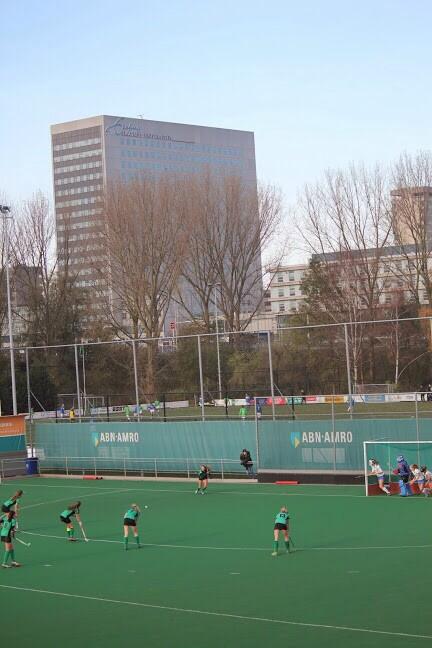 En dit was nog de 1-0 trouwens, een mooie strafcorner, hard ingeschoten door <a href="/ethel1999/">Ethel</a>