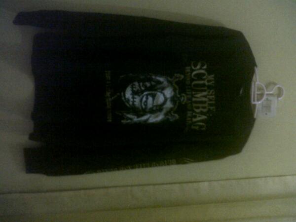 79Agun's tweet photo. Gambar depan scumbag order tshirt from cikampek http://t.co/n6lXhTsSJP