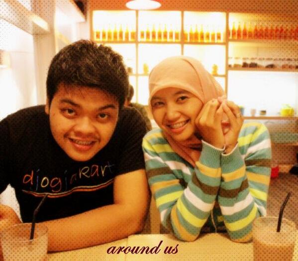 heyKemal's tweet photo. Kangen istri tengah malam #istrimudik http://t.co/dVT4dt5ssp