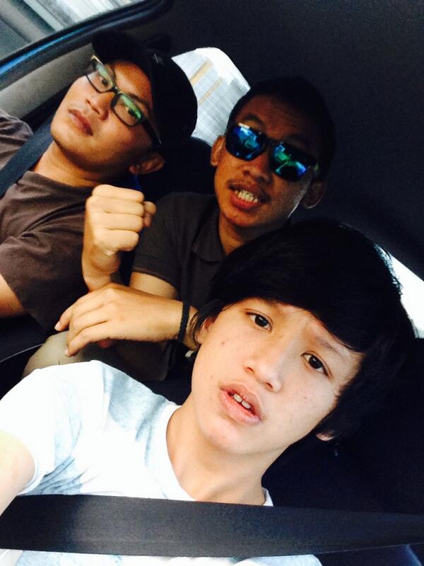 raynaldprs's tweet photo. @derywhisnu @dwieyoel http://t.co/vXJ1HItVV0