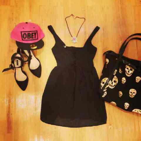 hellodresses's tweet image. dress vallery black 120rb