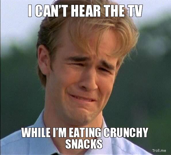 GrubBoxSnacks's tweet photo. I can't hear the TV while I'm eating crunchy #snacks http://t.co/7lriXHrA4V
