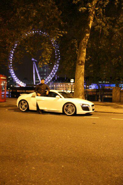 Huumzaaa's tweet photo. Still remember the day my uncle picked this from the showroom one of the first to have a r8 v8 http://t.co/dGZ8wThfLy