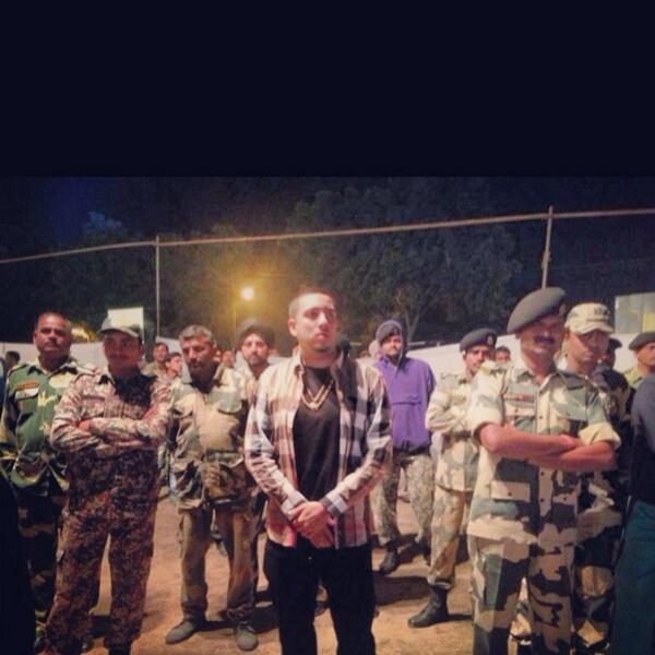 PanjabiPapi's tweet photo. I'm Reppin #India, so u know I got the #Indian #Army with me.... #Punjab #Rags2Raja http://t.co/EeleS1fZIt