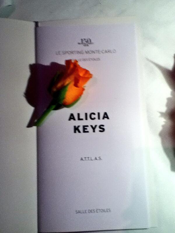 _JustNanaH's tweet image. I want to Go back in Time @aliciakeys #Monaco #21June2013 #Aliciakeys