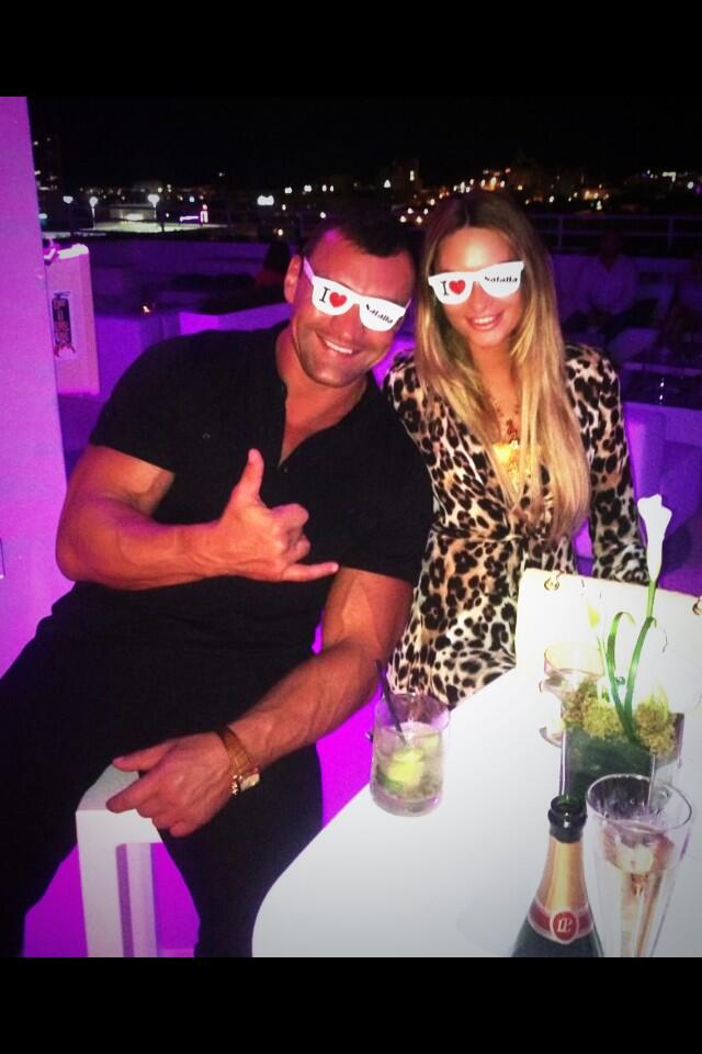 BZ42oFaIgAAnELC.jpg:large