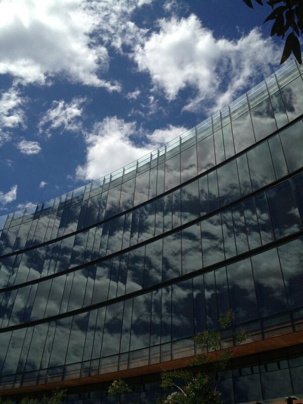 SHERM8N's tweet image. I just hid a building in the sky #spyskills