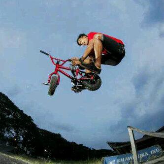 Selingkuhannya WWIP terbang sama katebike nya | FF <a href="/VerrykhVerry/">Verry KH</a>