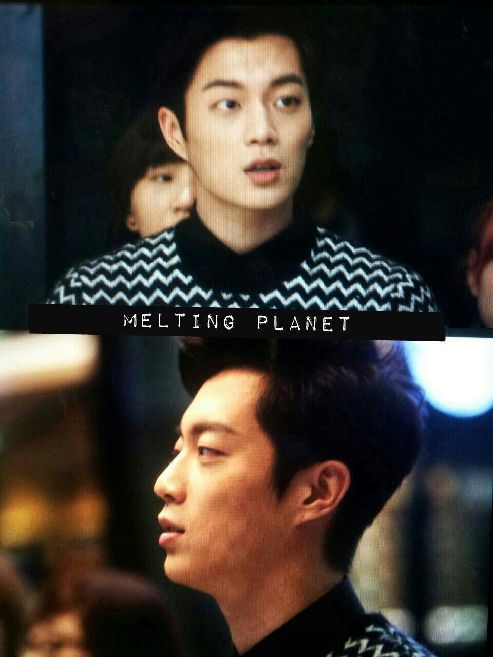 BZ5rGCbCcAAcAT-.jpg:large