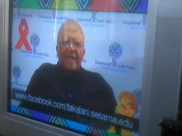 mlu_sims's tweet image. Desmond Tutu on his Yoda swag... #Yeses