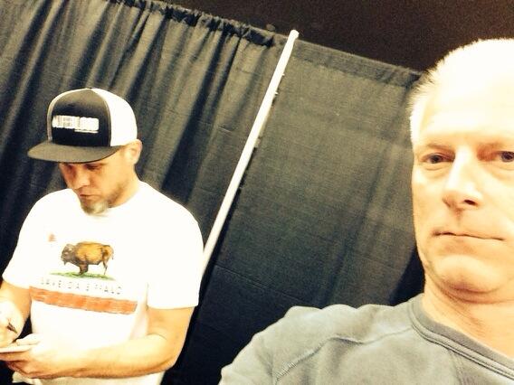 Kenny_Mayne's tweet photo. Immediately after the LA showcase..jeff of @PearlJam reaches out to Puyallup Fair.

Always thinking.. http://t.co/WzwlgMotcw