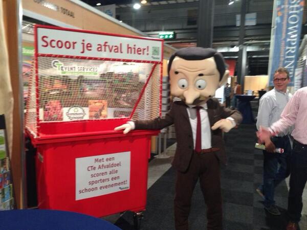 CTEventServices's tweet image. Ook Mr.Bean is blij met het afvalgoal!