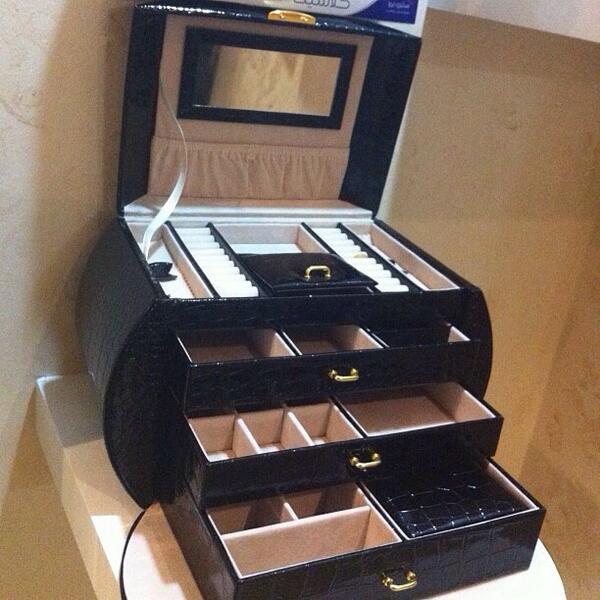 منظم اكسسوار كبير ٢٢٠﷼