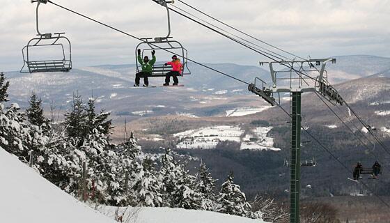 New York State offers more ski resorts than Colorado and Utah combined: bit.ly/1dvC15o. #ILoveNY
