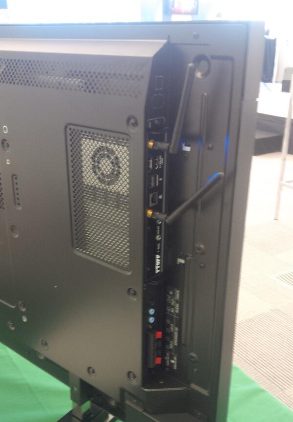 TTUFFtech's tweet image. How clean is an installation using #OPS #digitalsignage players? This clean: