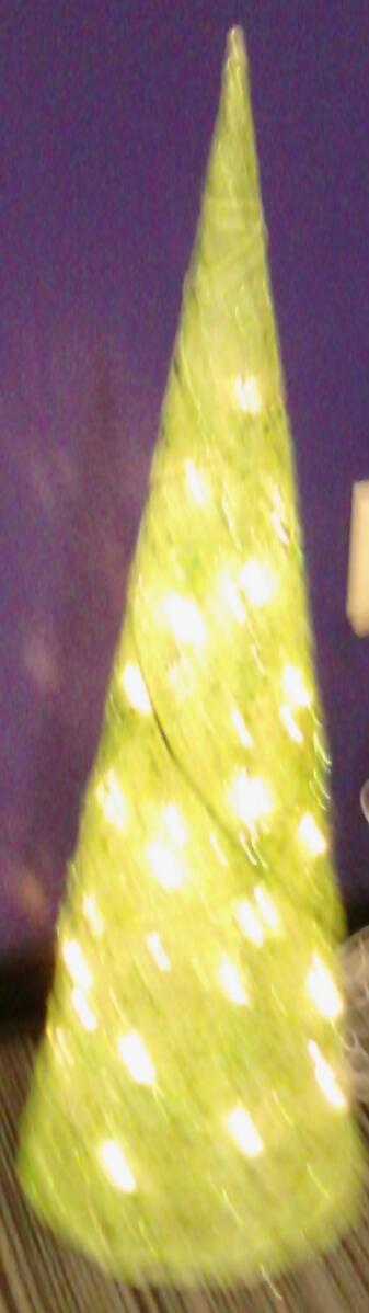 CapLife_101's tweet image. A pretty tree in a pretty campus center! #HolidaySeason