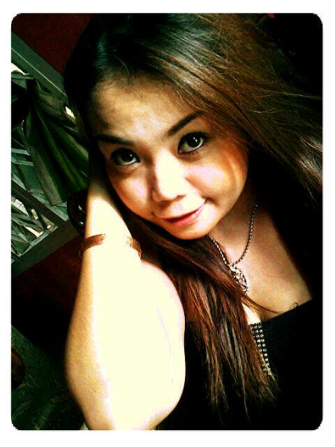 32raysha tweet picture