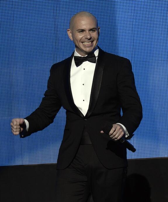 AMAs's tweet photo. Thanks for showing us a good time, @Pitbull. #AMAs http://t.co/KM1HSATKda