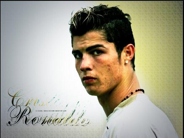 RonaldoRoul7's tweet photo. The new best player in the world "Cristiano Ronaldo". http://t.co/5wh1RWb2vb