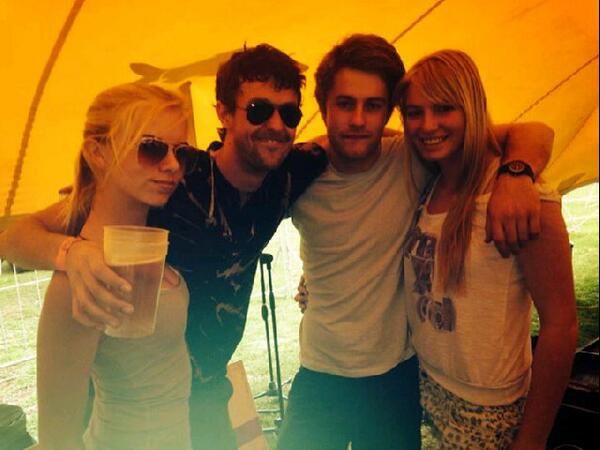 Semils_Addison's tweet photo. Met @Beatenberg_band yesterday! What an honour! :D #ParklifeSA @Taryn_Hayley http://t.co/HEJjqYwbmQ