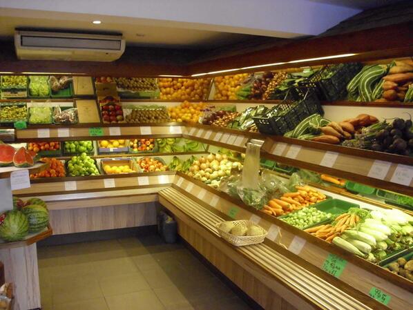 AandTCoopers's tweet photo. Our fantastic looking shop, Christmas stocks now in!! Get your hampers and veg in time. http://t.co/9EeGSe4IqK