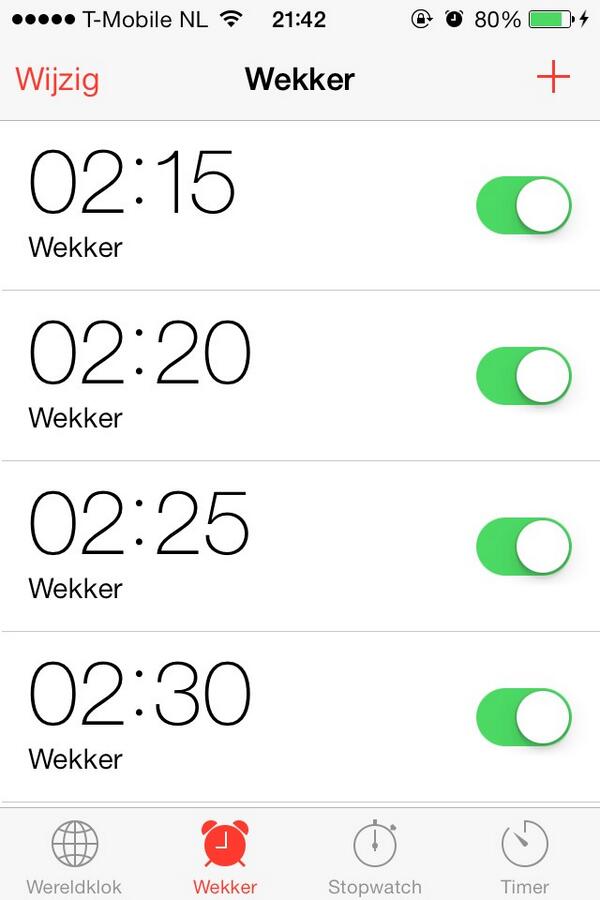 jordys44's tweet photo. Zo vaak de wekker moeten zetten omdat je anders gewoon niet wakker word#tevroeg#herkenbaar ?? http://t.co/YckcHQC2wI