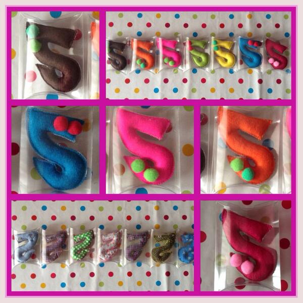 QuecasFieltro's tweet photo. 7 broches para 7 cumpleañeros.... 5 añitos ^_^ que mayores!... http://t.co/35B0WqK8mp