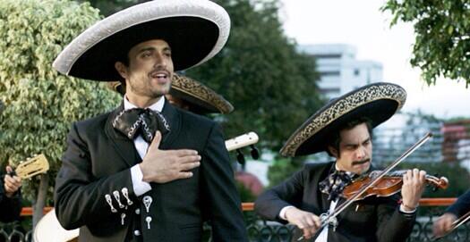 WendySofiaUlloa's tweet photo. Buenísima peli ,historia y actuaciones! Gracias por hacer buen cine ! @jaimecamil @OMARCHAPARRO #AmorAPrimeraVisa http://t.co/H8adUrW7aO