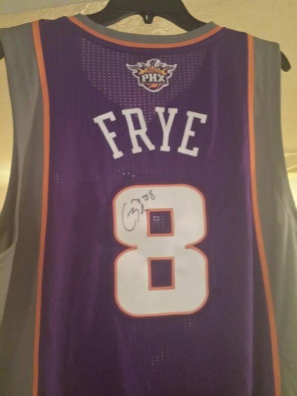 83BabyK's tweet photo. Check out what I won at the VOS 2030 event Fri night. Thank you @Channing_Frye http://t.co/6TyzloUceK