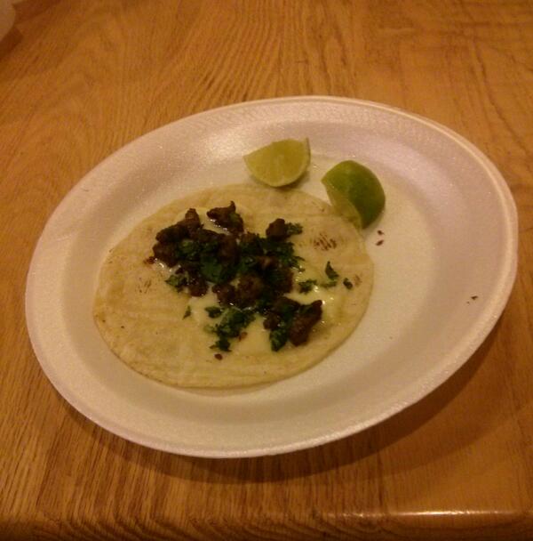 Los mejores tacos :) Gracias <a href="/soyunapillina/">Linda Ollivier</a> Todavía se pueden pedir!!