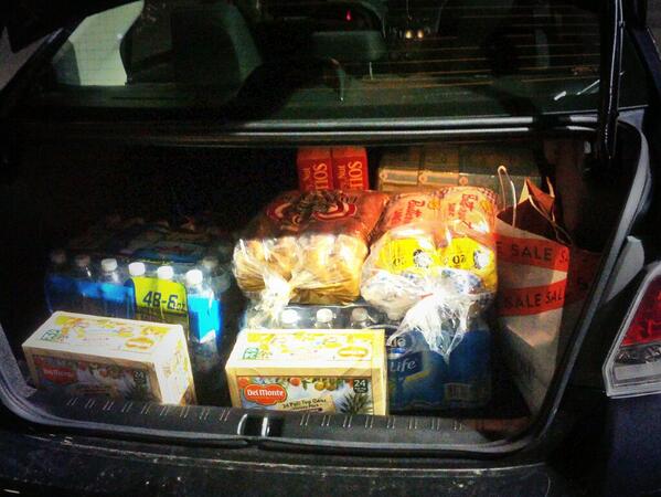 myyylene's tweet image. What may not be much to us is everything to them. #RizalCenter #YolandaPH #HaiyanHelp