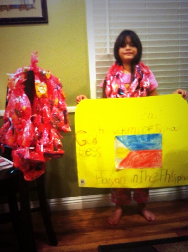 ss_marlon1009's tweet image. how sweet of her to do this to our kababayans back home! Good job  Jana! #HaiyanHelp #Haiyan #PrayForThePhilippines