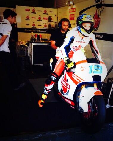 GresiniRacing's tweet image. @xavsim19 @fanclubxs19 une très bonne sensation pour Xavier dans son premier jour de test à #Jerez #TeamGresini