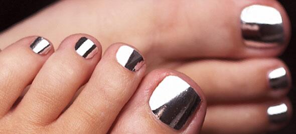 SkinSaviours's tweet photo. #MINX nail wrap &amp; pedicure £20

Tomorrow ONLY!

Be effortlessly gorgeous for weeks ...

http://t.co/lZEA4gechg http://t.co/AVOYI6YW0c