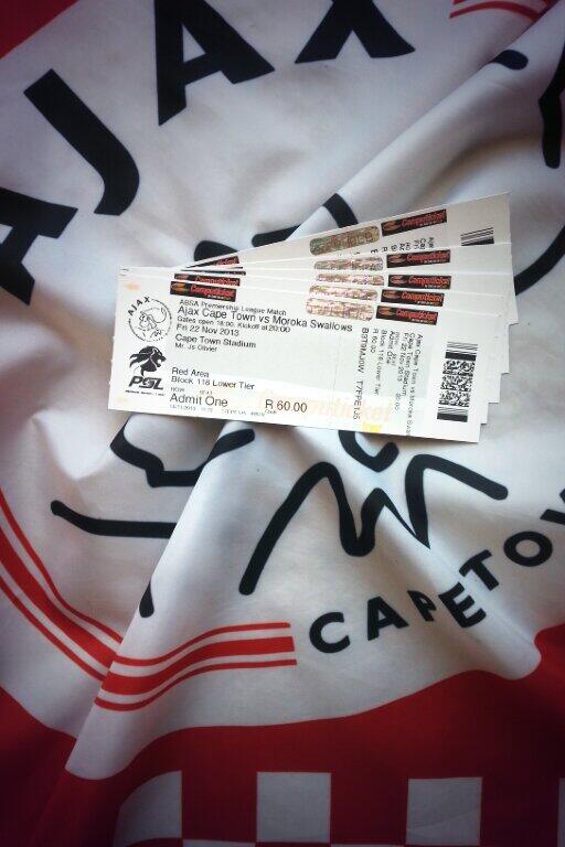 "<a href="/Lukas8Olivier/">Lukas Olivier</a>: Swallows!! <a href="/charl021/">Charl Cilliers</a> <a href="/Marco4awe/">Marco kriel</a>  "