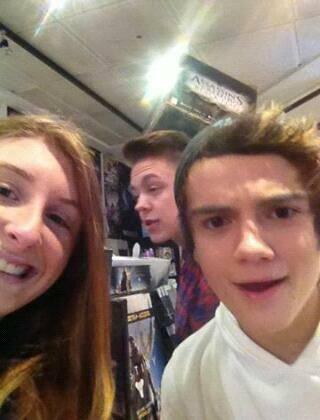 PunkMichOffic's tweet image. (RL omg I'm sorry but I had to ... I MET MICHAEL)