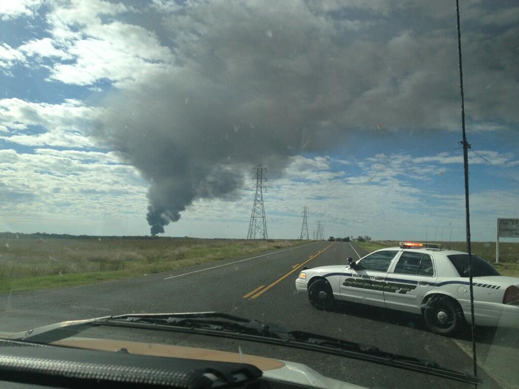 Breaking news on Gas pipeline explosion reported near Milford, Texas