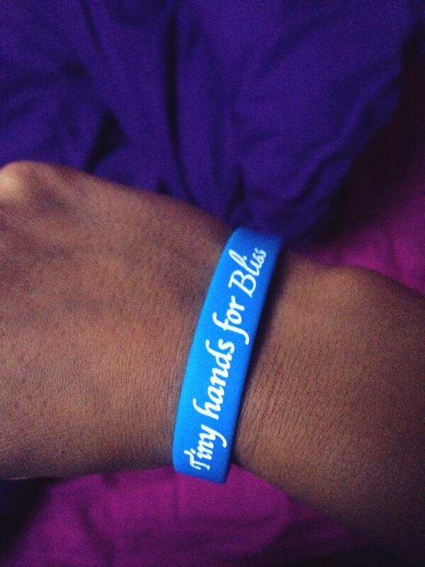 katieamillsx's tweet photo. my new @tinyhands4bliss band. #TinyBabies #VickMills http://t.co/Vt1w0hWgj7