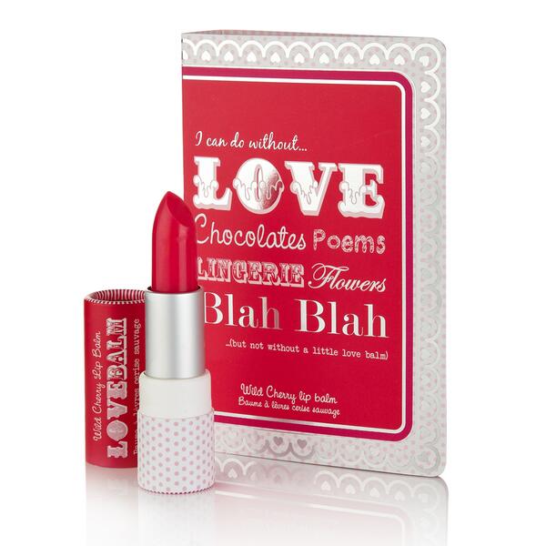 Kitap görünümlü ambalaj içerisinde doğal kiraz kokulu dudak parlatıcı.  bit.ly/1a7FpiN