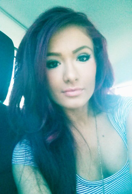 Watch Scarlett Bordeaux's leaked NSFW photo on TwXstars