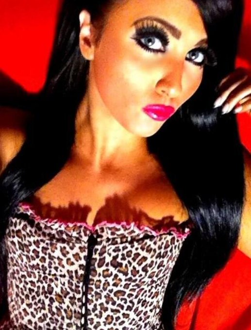 Before I had boobies #throwbackthursday http://t.co/kb2dOOdMg6<a href="/tag/throwbackthursday"class="tags">#throwbackthursday</a>