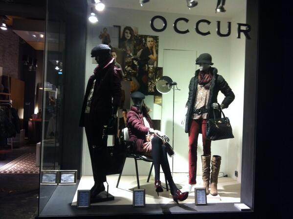 occurrioja's tweet photo. Mira que colección de granates con negros y bolsos a 39,99 € http://t.co/imBhjDPPZc